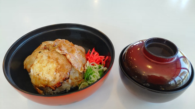 豚丼